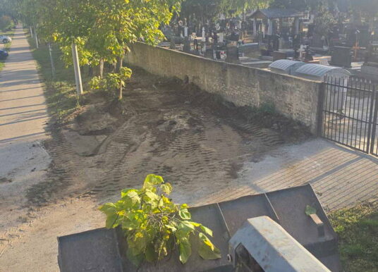 Очишћена сва гробља на територији општине Стара Пазова